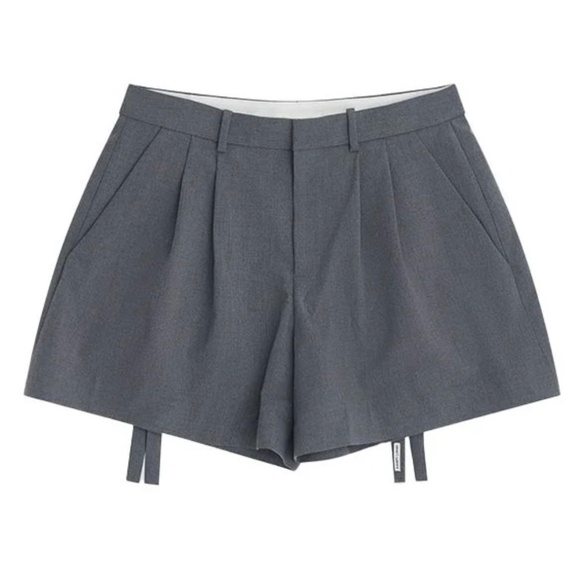 Sandy Liang Hinoki Pleated Shorts (gray) - Picture 1 of 4